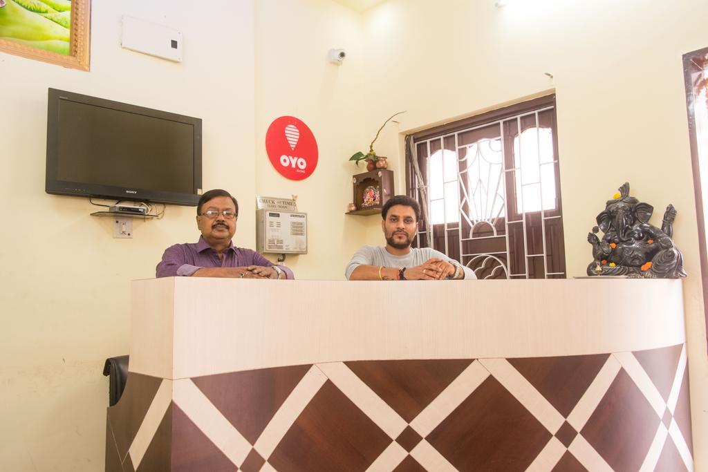 New Metro Guest House Calcutta Extérieur photo