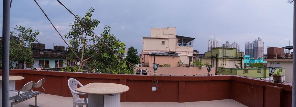 New Metro Guest House Calcutta Extérieur photo