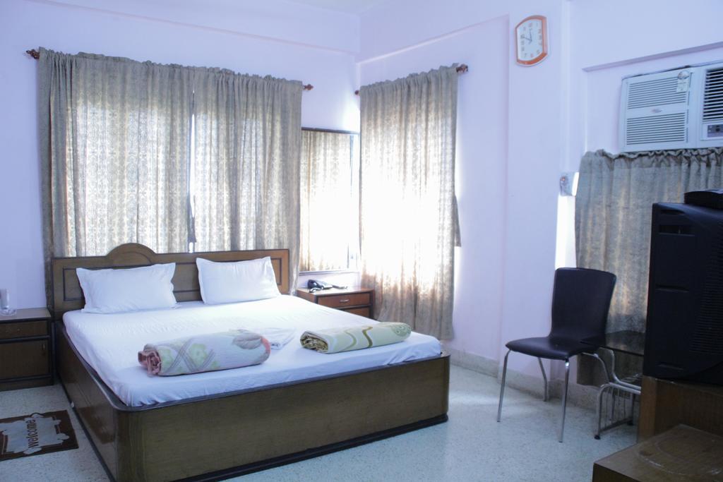 New Metro Guest House Calcutta Extérieur photo